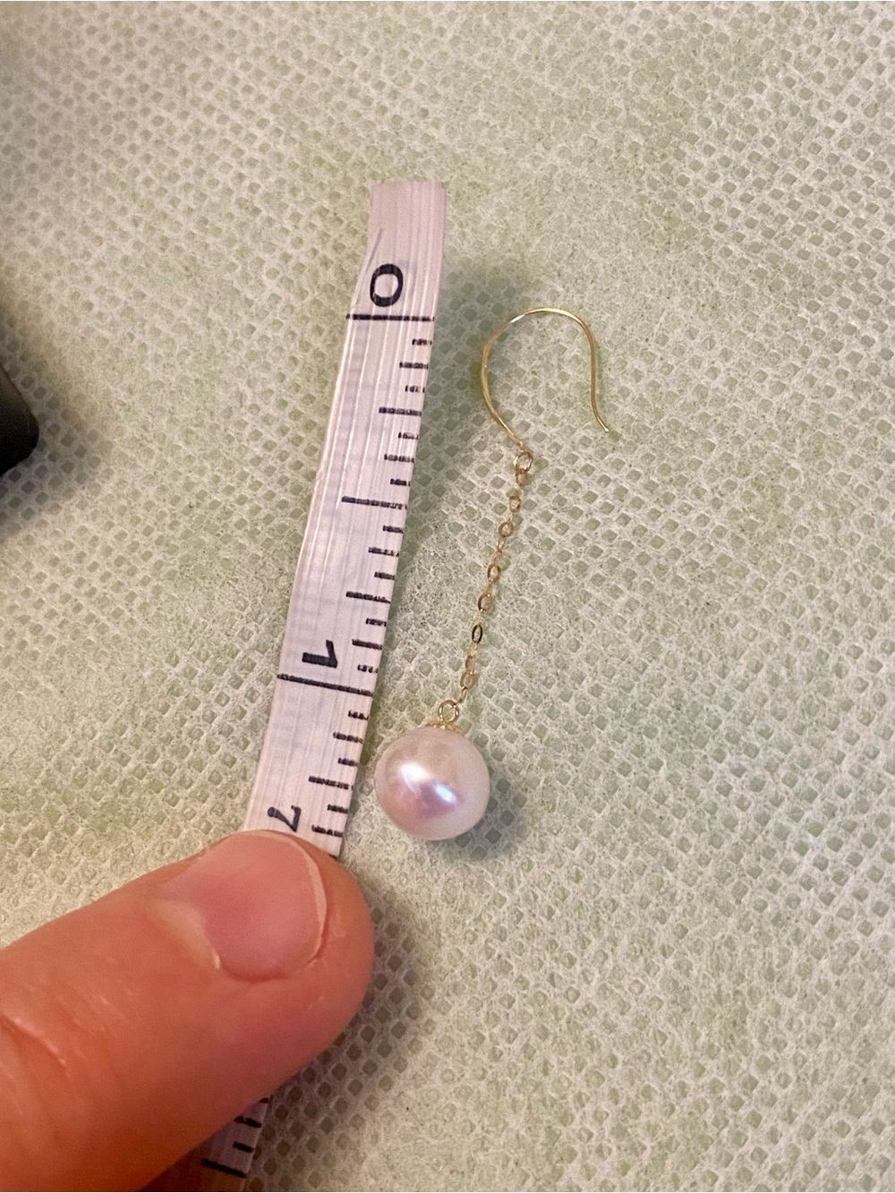Delicate 18K Gold Pearl Drop Earrings - White Pearls - Picture 4 of 4
